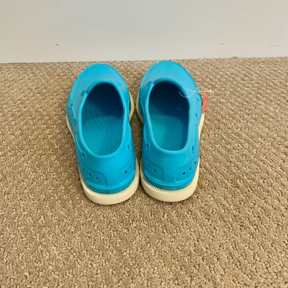 NWT Native Brand Shoes - Picture 4 of 6